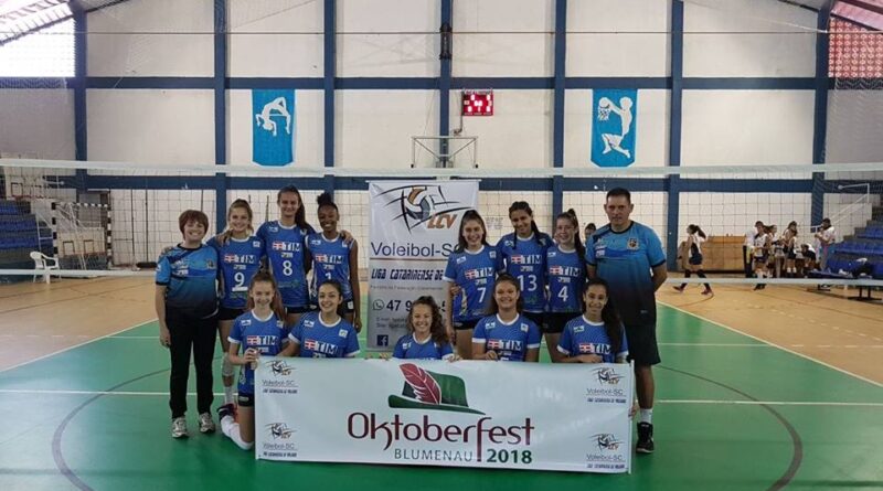 Equipe Miriam, na 1ª etapa da Liga Catarinense de Voleibol